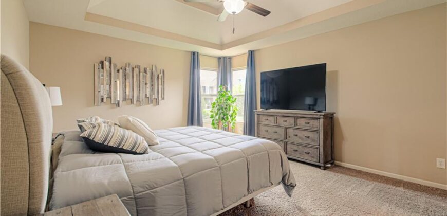 9705 N Windsor Avenue, Kansas City, MO 64157