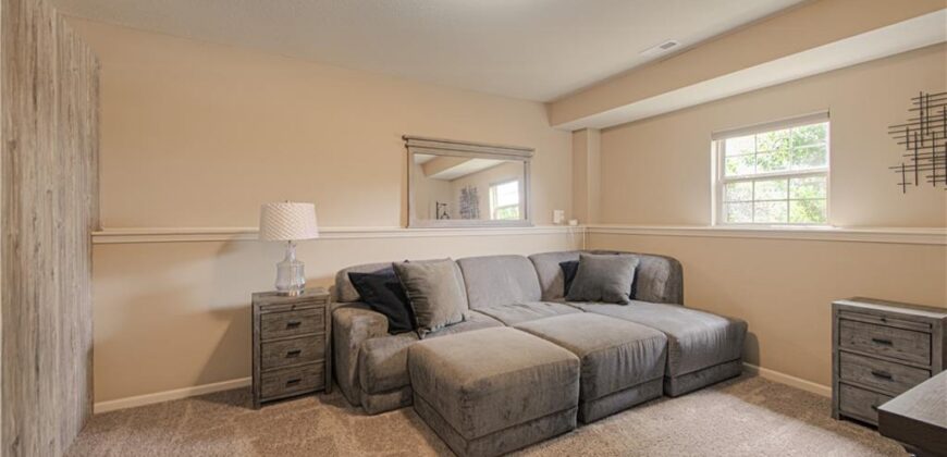 9705 N Windsor Avenue, Kansas City, MO 64157