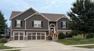 9705 N Windsor Avenue, Kansas City, MO 64157