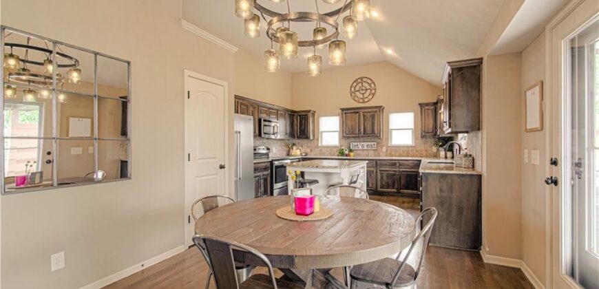 9705 N Windsor Avenue, Kansas City, MO 64157