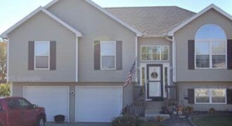 1319 NE 105th Terrace, Kansas City, MO 64155