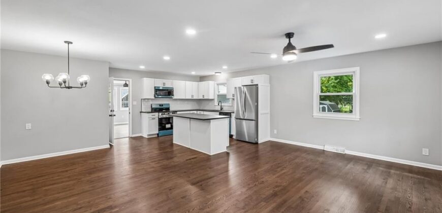 3741 N Brighton Avenue, Kansas City, MO 64117