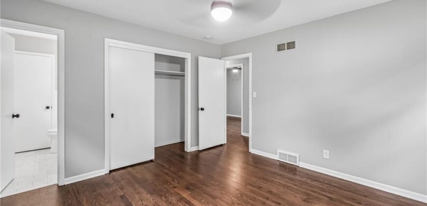 3741 N Brighton Avenue, Kansas City, MO 64117