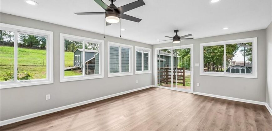 3741 N Brighton Avenue, Kansas City, MO 64117