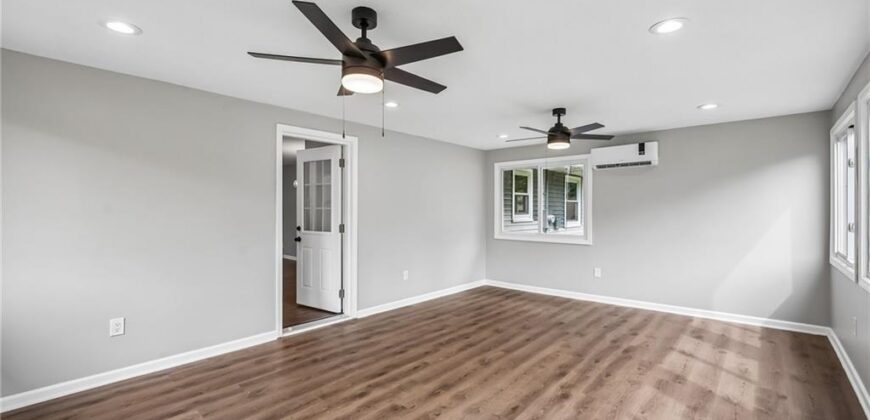 3741 N Brighton Avenue, Kansas City, MO 64117