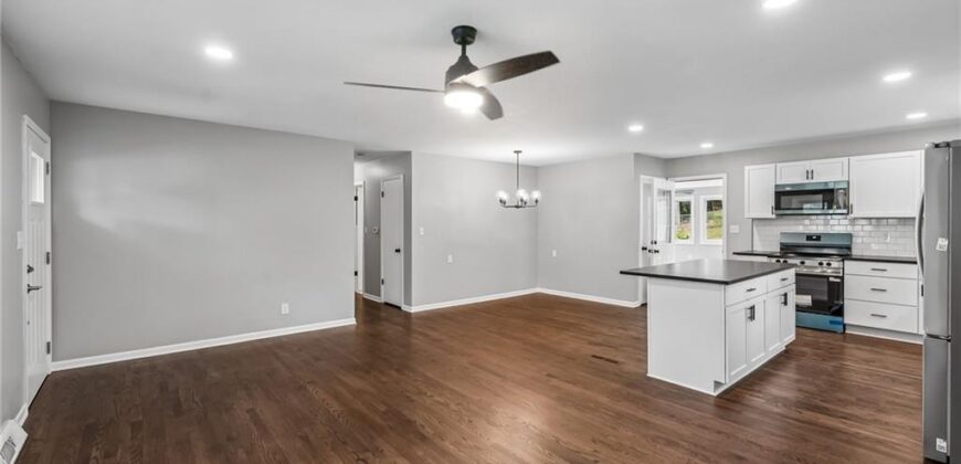 3741 N Brighton Avenue, Kansas City, MO 64117