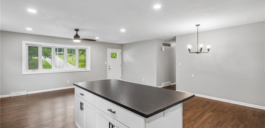 3741 N Brighton Avenue, Kansas City, MO 64117