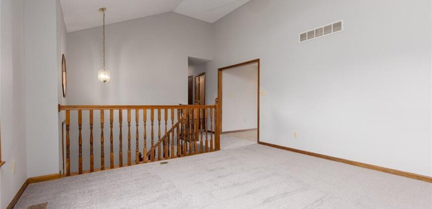 8631 NE 110th Street, Kansas City, MO 64157