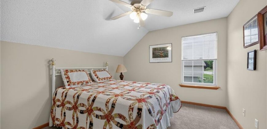 10912 N Wallace Avenue, Kansas City, MO 64157