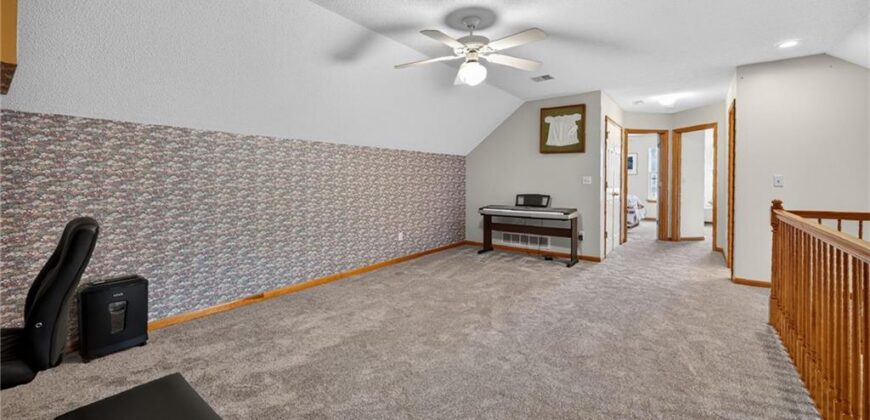 10912 N Wallace Avenue, Kansas City, MO 64157