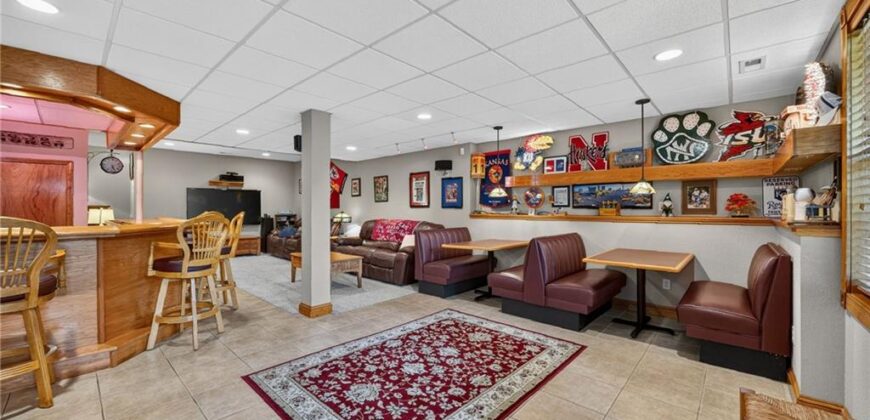 10912 N Wallace Avenue, Kansas City, MO 64157