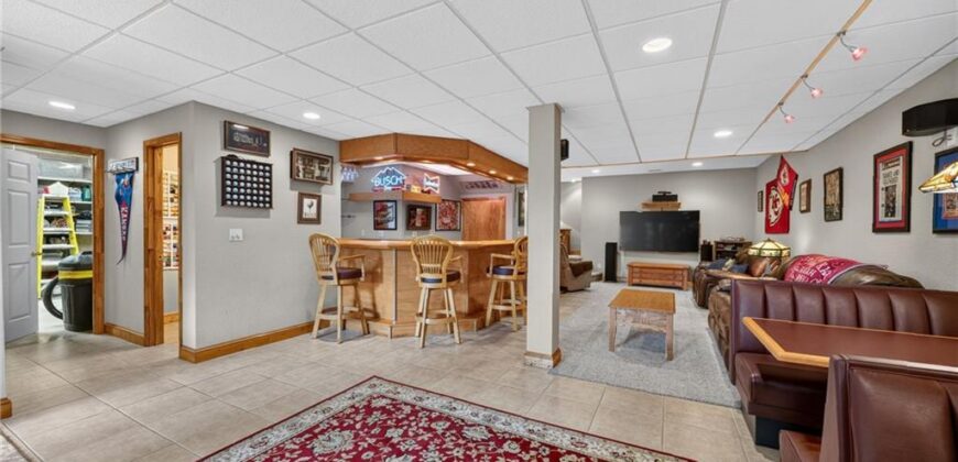 10912 N Wallace Avenue, Kansas City, MO 64157