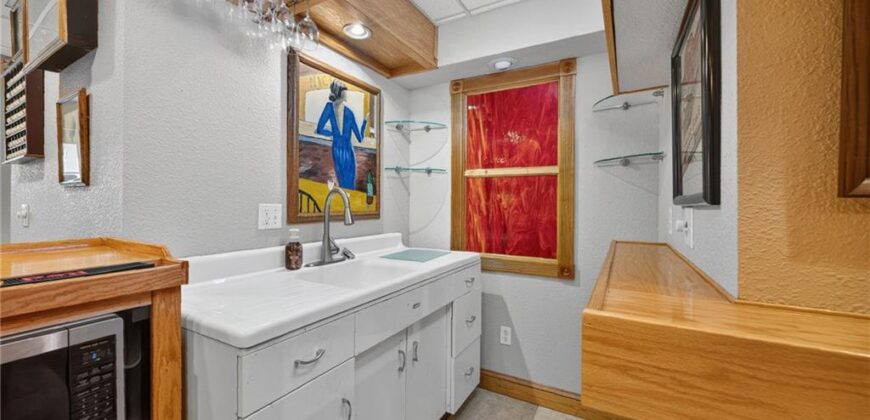 10912 N Wallace Avenue, Kansas City, MO 64157