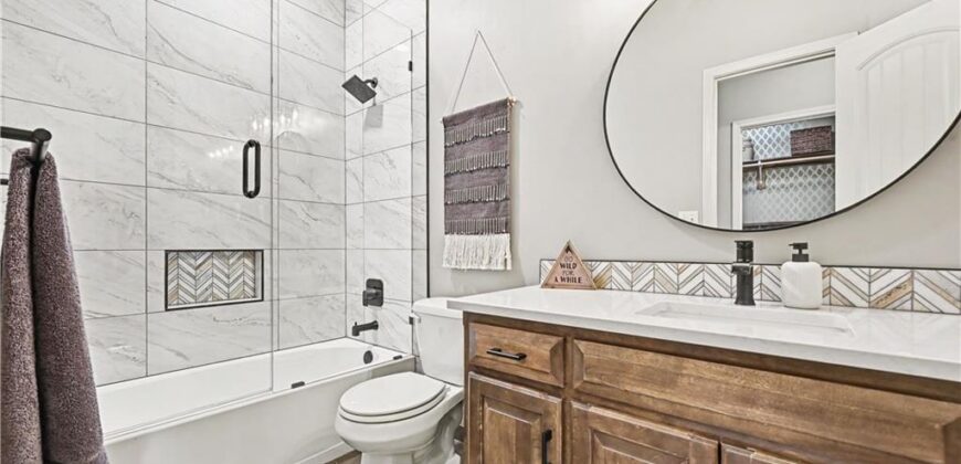 1419 NE 106th Place, Kansas City, MO 64155