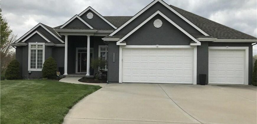 10804 N Cosby Avenue, Kansas City, MO 64154