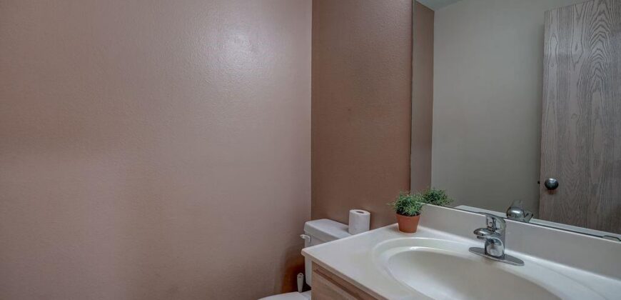 9739 N Lewis Avenue, Kansas City, MO 64157