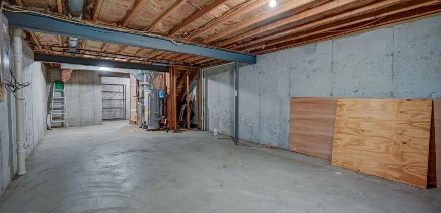 9739 N Lewis Avenue, Kansas City, MO 64157