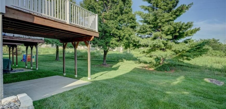 9739 N Lewis Avenue, Kansas City, MO 64157