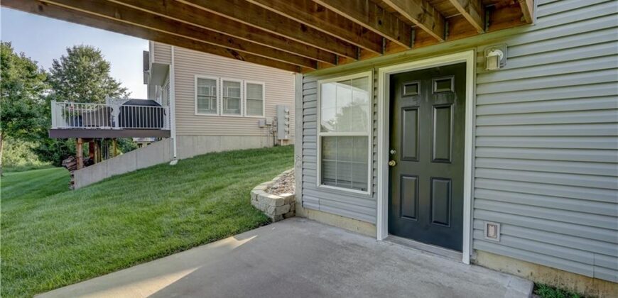 9739 N Lewis Avenue, Kansas City, MO 64157