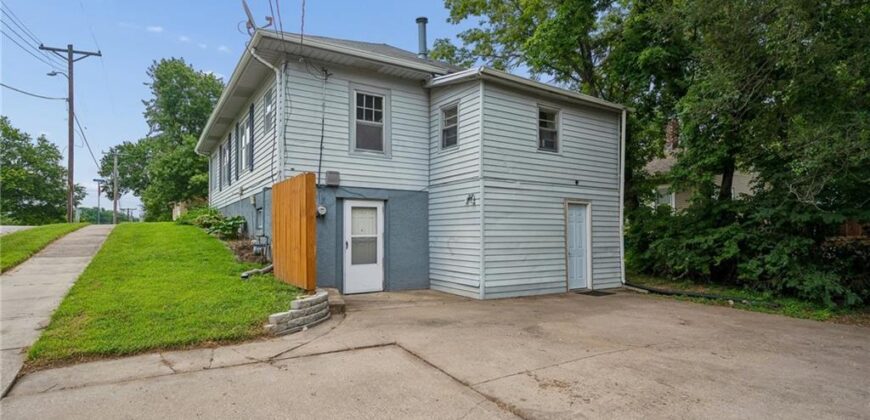 138 High Street, Liberty, MO 64068