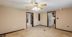 138 High Street, Liberty, MO 64068