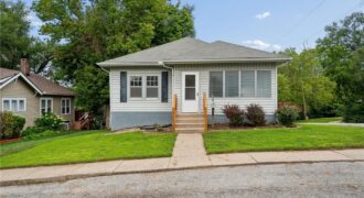 138 High Street, Liberty, MO 64068