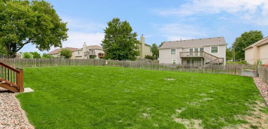 10915 N Skiles Court, Kansas City, MO 64157