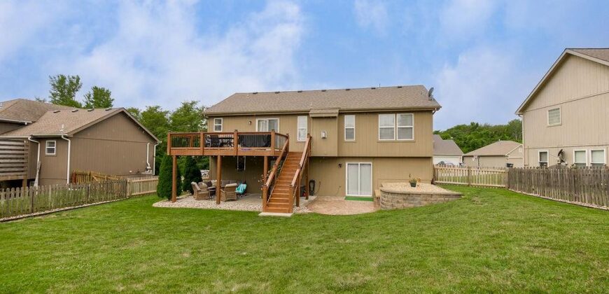 10915 N Skiles Court, Kansas City, MO 64157