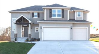 12740 N Imperial Drive, Platte City, MO 64079