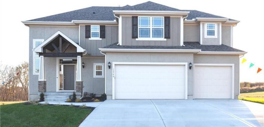 12740 N Imperial Drive, Platte City, MO 64079