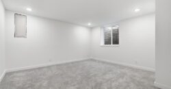 1038 N Woodland Court, Kansas City, MO 64118