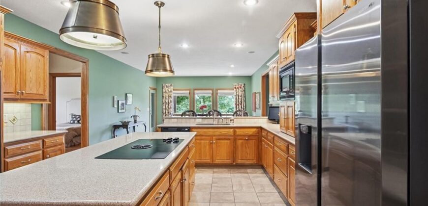 11706 Riverview Road, Kearney, MO 64060