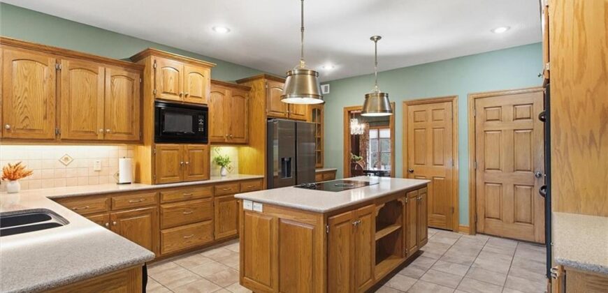 11706 Riverview Road, Kearney, MO 64060