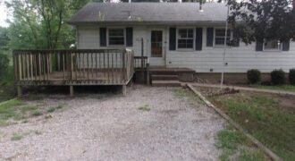 7923 Ee Highway, Liberty, MO 64068
