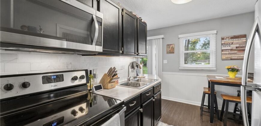 2403 59th Street, Gladstone, MO 64118