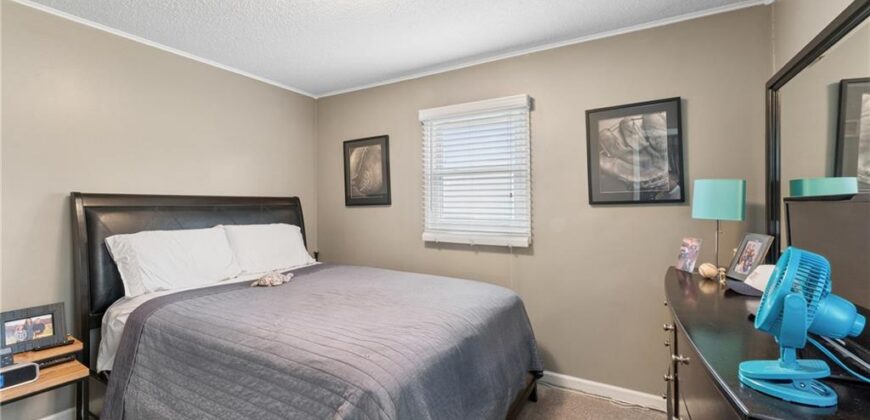 2403 59th Street, Gladstone, MO 64118