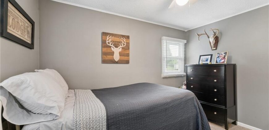 2403 59th Street, Gladstone, MO 64118