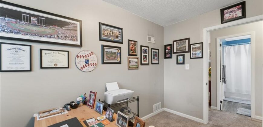 2403 59th Street, Gladstone, MO 64118