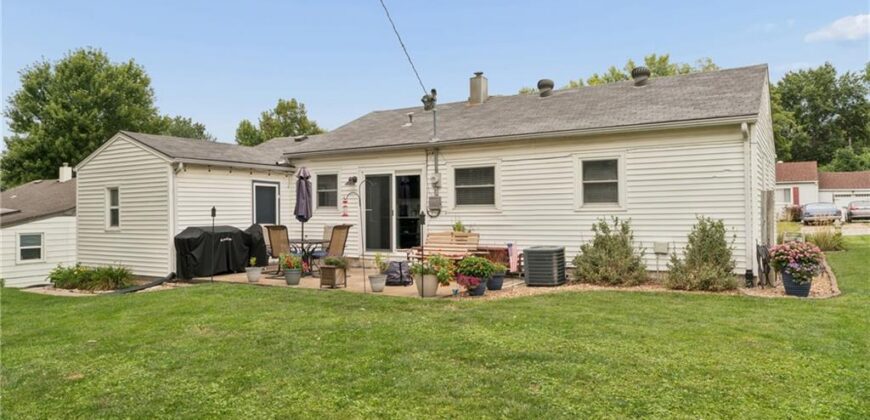 2403 59th Street, Gladstone, MO 64118