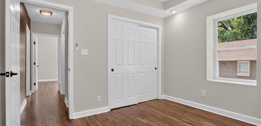 2904 NE Parvin Road, Kansas City, MO 64117