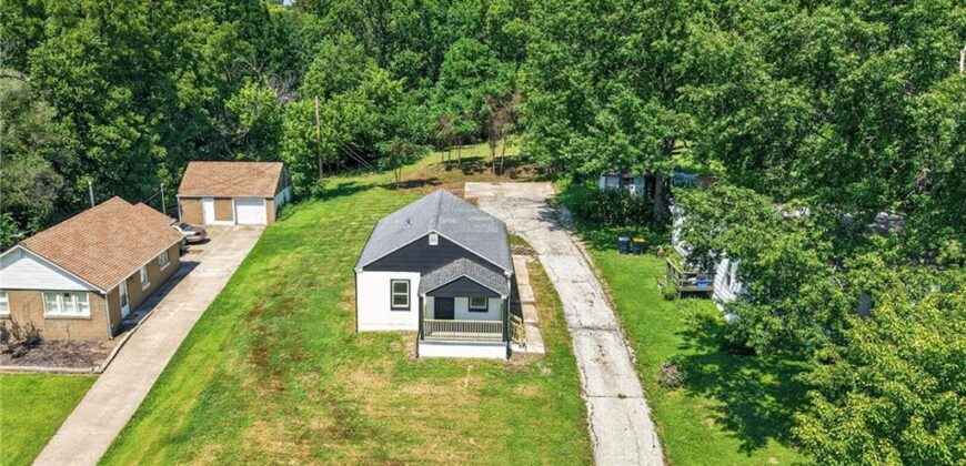 2904 NE Parvin Road, Kansas City, MO 64117