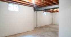 8316 N Virginia Avenue, Kansas City, MO 64118