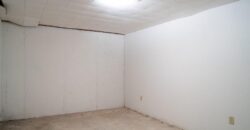 8316 N Virginia Avenue, Kansas City, MO 64118