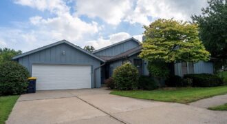 8316 N Virginia Avenue, Kansas City, MO 64118