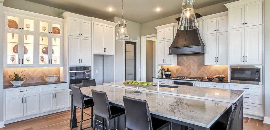 2908 NE 102nd Street, Kansas City, MO 64155