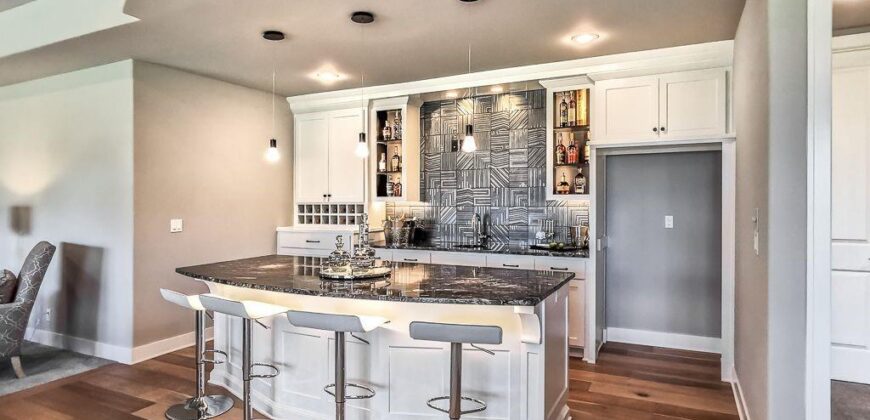 2908 NE 102nd Street, Kansas City, MO 64155