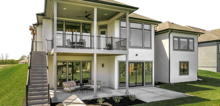 2908 NE 102nd Street, Kansas City, MO 64155