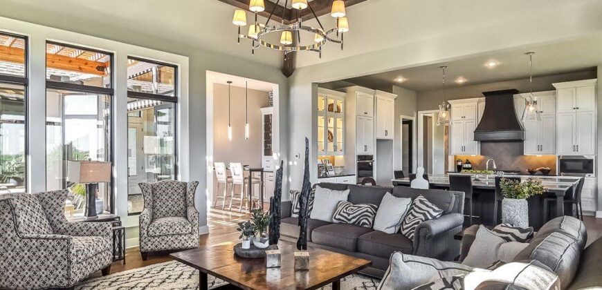 2908 NE 102nd Street, Kansas City, MO 64155
