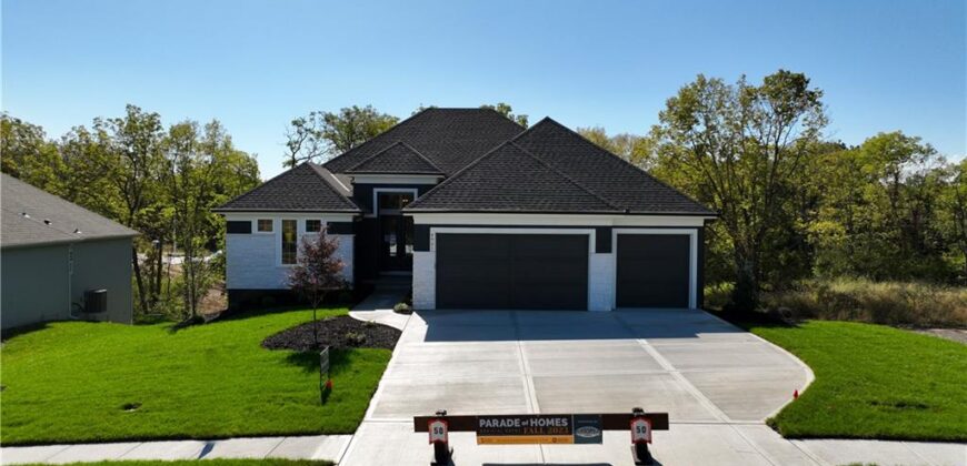 4921 NW 70th Terrace, Kansas City, MO 64151
