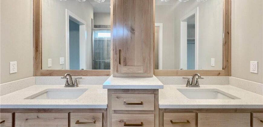 12935 N Champanel Way, Platte City, MO 64079